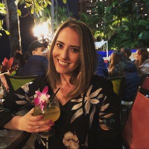 Meet your Posher, Christina